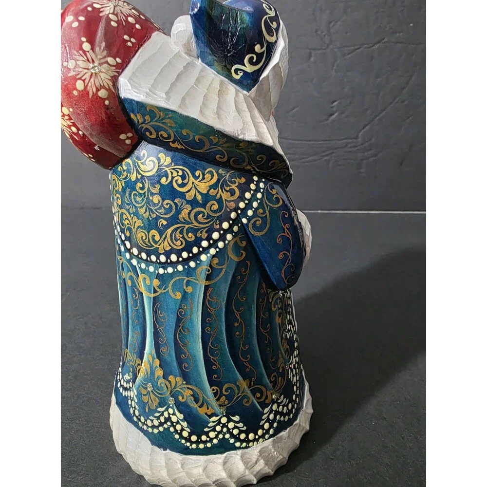 Vintage Hand Carved & Painted Russian Ded Moroz (Santa) Folk Art